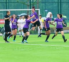 瑞吉·杰克逊在 1977 世界大赛的每一支本垒打都来自于对方投手的首粒用球