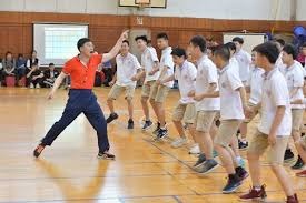 安东尼·戴维斯强烈否认左手手术传闻，独行侠未来存疑